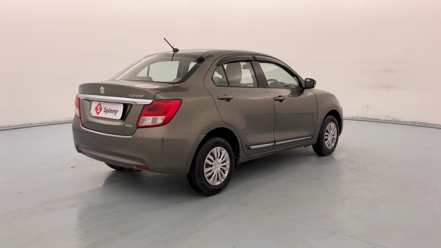 Used 2017 Maruti Suzuki Dzire VXi Petrol Manual exterior RIGHT REAR CORNER VIEW