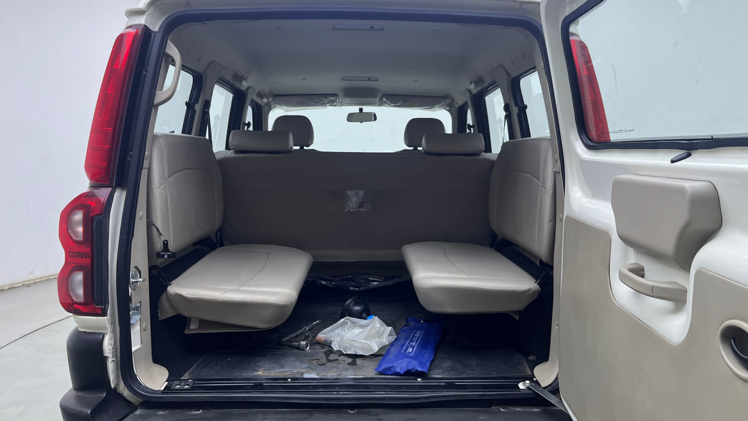 Used 2024 Mahindra Scorpio S3 Plus Diesel Manual interior DICKY INSIDE VIEW