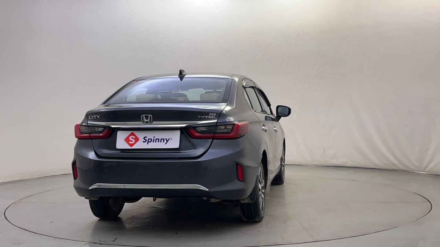 Used 2022 Honda City ZX Petrol Petrol Manual exterior RIGHT REAR CORNER VIEW