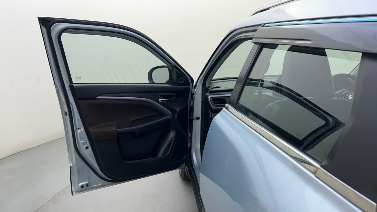 Used 2022 Maruti Suzuki Brezza ZXi Plus Petrol Manual interior LEFT FRONT DOOR OPEN VIEW