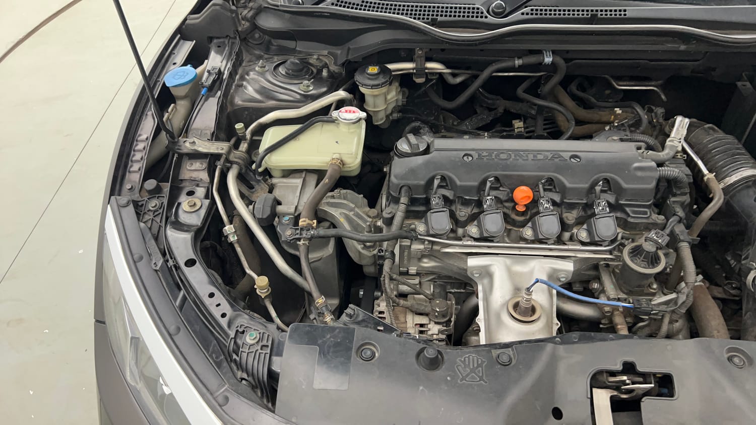 Used 2019 Honda Civic V CVT Petrol Petrol Automatic engine ENGINE RIGHT SIDE VIEW