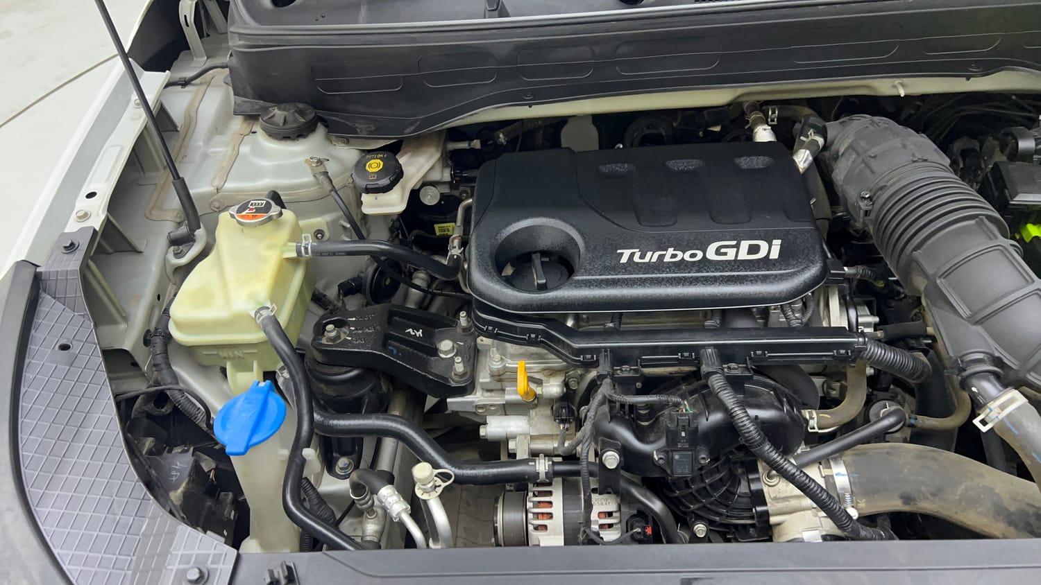 Used 2020 Hyundai Venue SX Plus 1.0 Turbo DCT Petrol Automatic engine ENGINE RIGHT SIDE VIEW