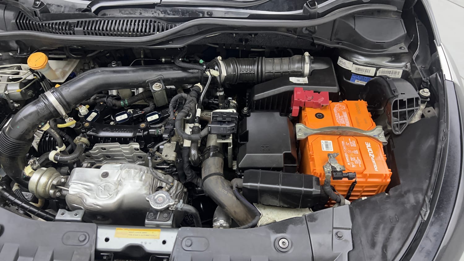 Used 2022 Tata Altroz XZ Plus i-Turbo Petrol Petrol Manual engine ENGINE LEFT SIDE VIEW