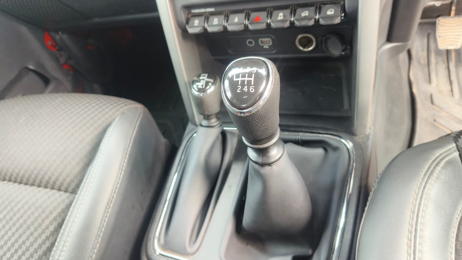 Used 2024 Mahindra Thar LX Hard Top Petrol MT 4WD Petrol Manual interior GEAR  KNOB VIEW