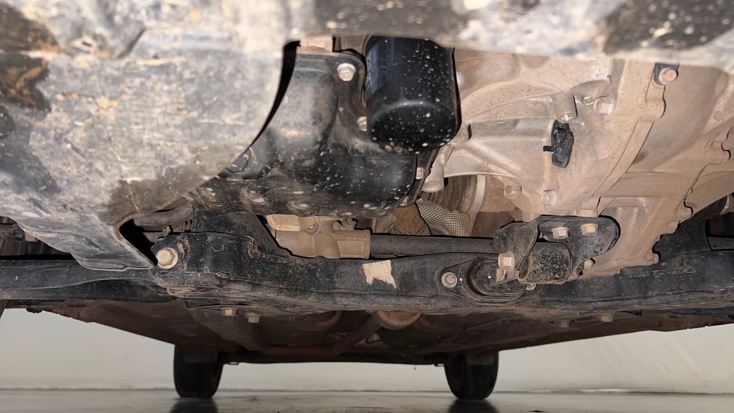 Used 2023 Hyundai Grand i10 Nios Asta 1.2 Kappa VTVT Petrol Manual extra FRONT LEFT UNDERBODY VIEW