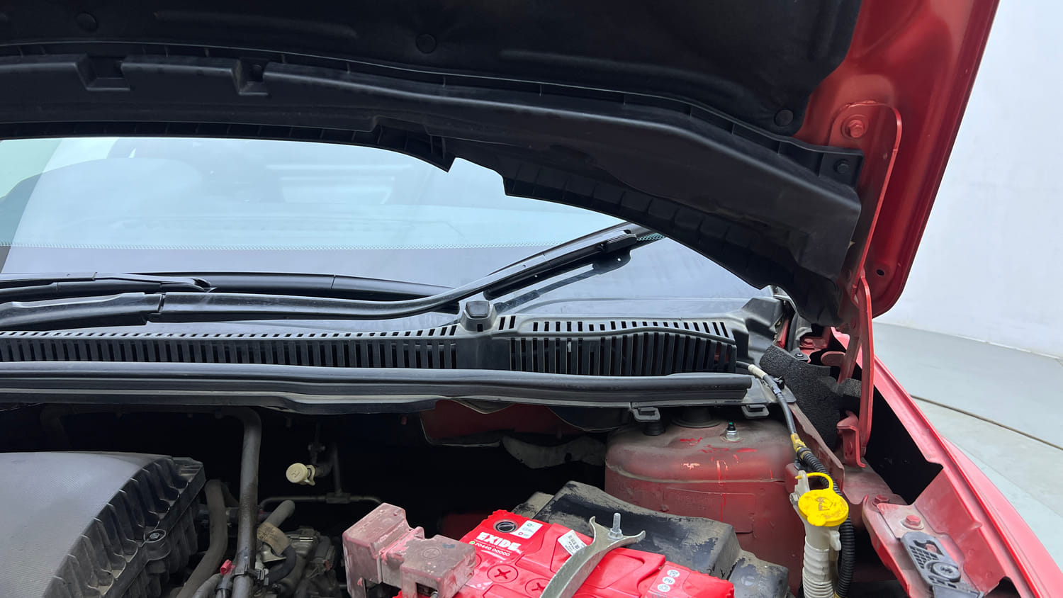 Used 2023 Tata Nexon Fearless 1.2 Revotron Petrol 7DCA DT Petrol Automatic engine ENGINE LEFT SIDE HINGE & APRON VIEW