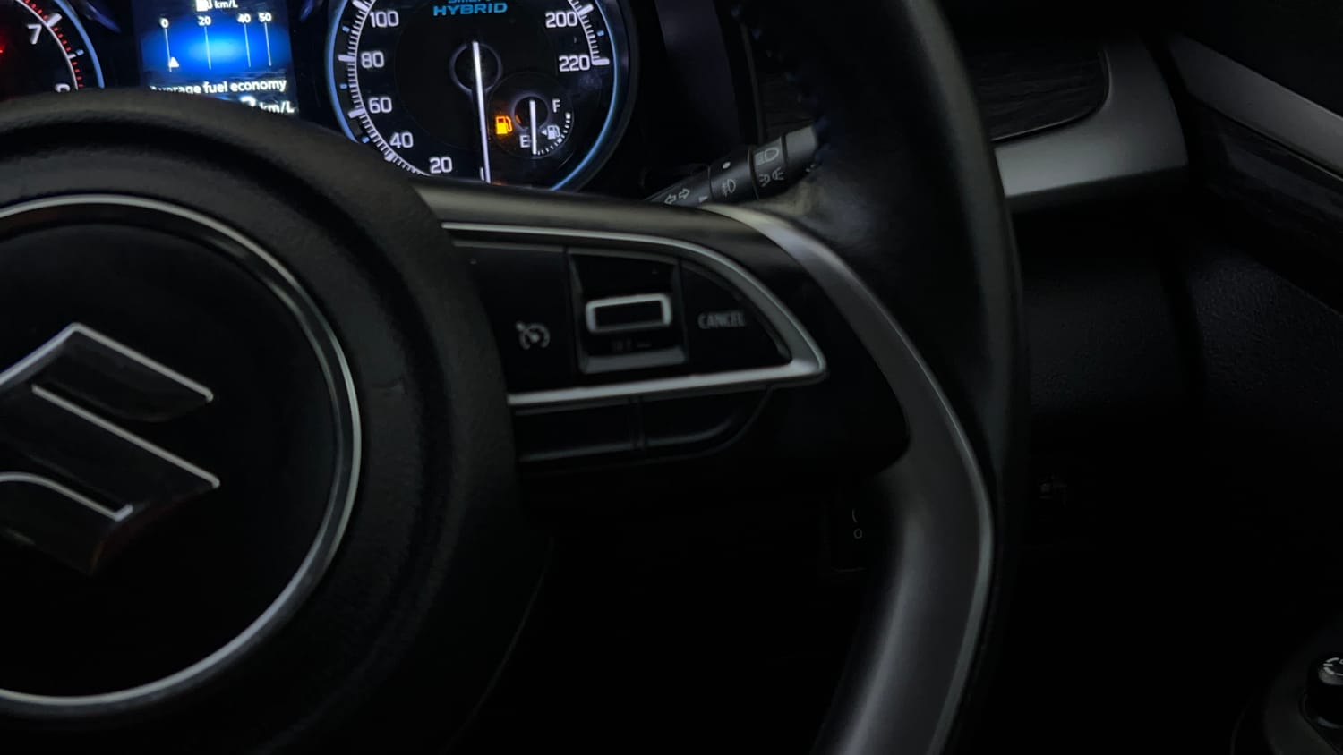 Used 2023 Maruti Suzuki XL6 Alpha Plus MT Petrol Petrol Manual top_features Cruise control