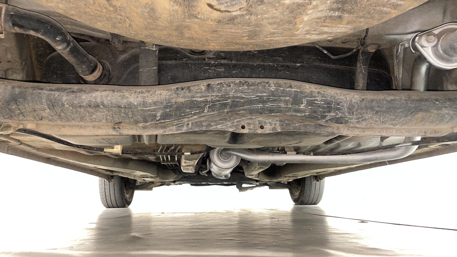Used 2017 Honda Brio VX MT Petrol Manual extra REAR UNDERBODY VIEW (TAKEN FROM REAR)
