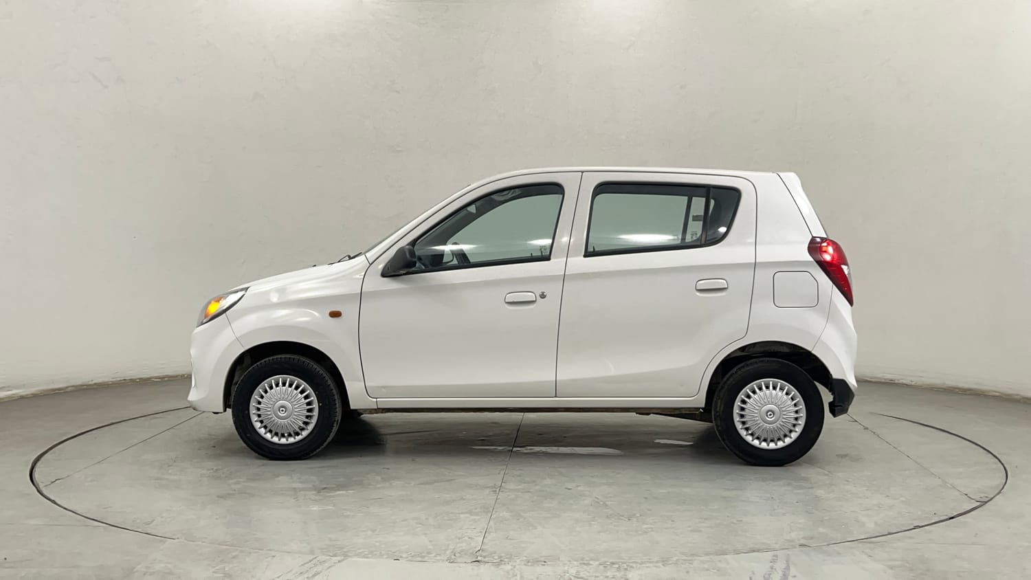 Used 2017 Maruti Suzuki Alto 800 LXi Petrol Manual exterior LEFT SIDE VIEW
