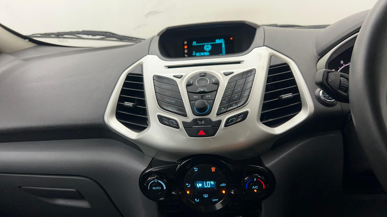 Used 2016 Ford EcoSport Titanium+ 1.0L EcoBoost Petrol Manual interior MUSIC SYSTEM & AC CONTROL VIEW