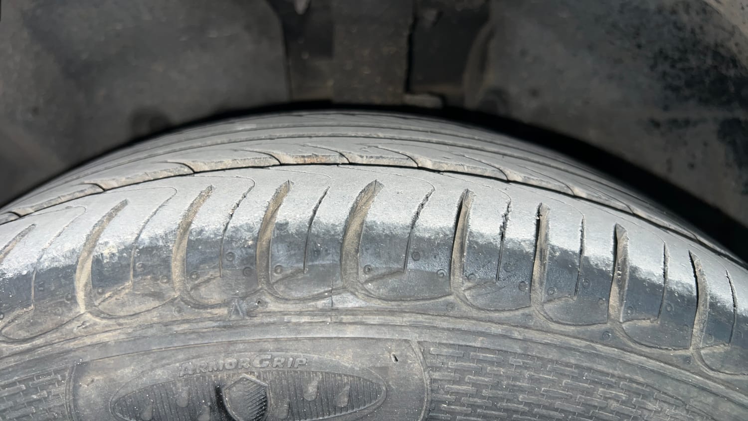 Used 2016 Ford EcoSport Titanium+ 1.0L EcoBoost Petrol Manual tyres LEFT FRONT TYRE TREAD VIEW