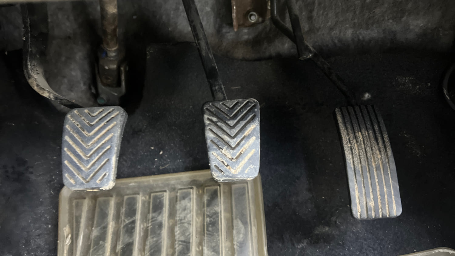 Used 2014 Hyundai Eon D-Lite + Petrol Manual interior PEDALS VIEW