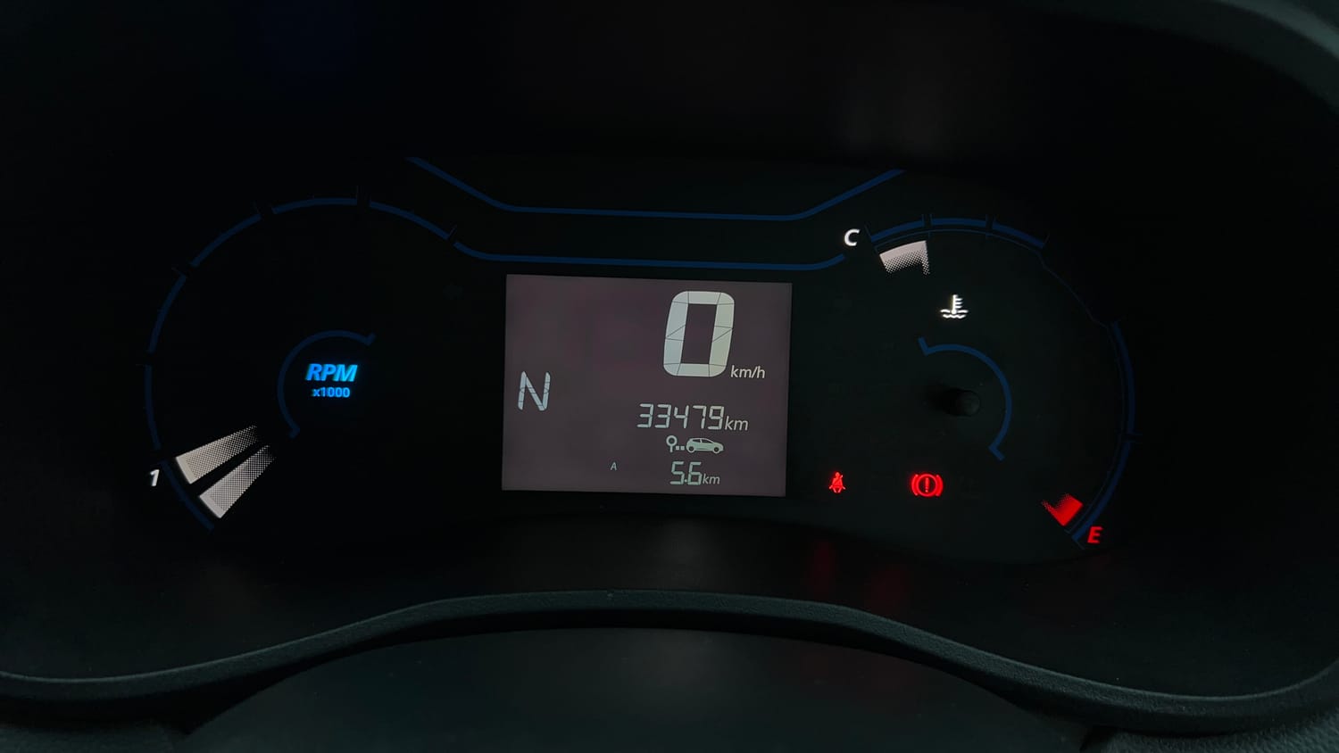 Used 2020 Renault Kwid 1.0 RXT AMT Opt Petrol Automatic interior CLUSTERMETER VIEW