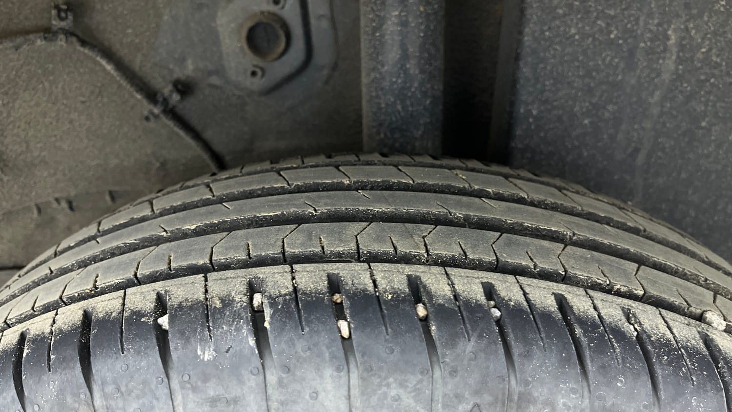 Used 2024 Tata Punch Adventure AMT Petrol Automatic tyres LEFT REAR TYRE TREAD VIEW