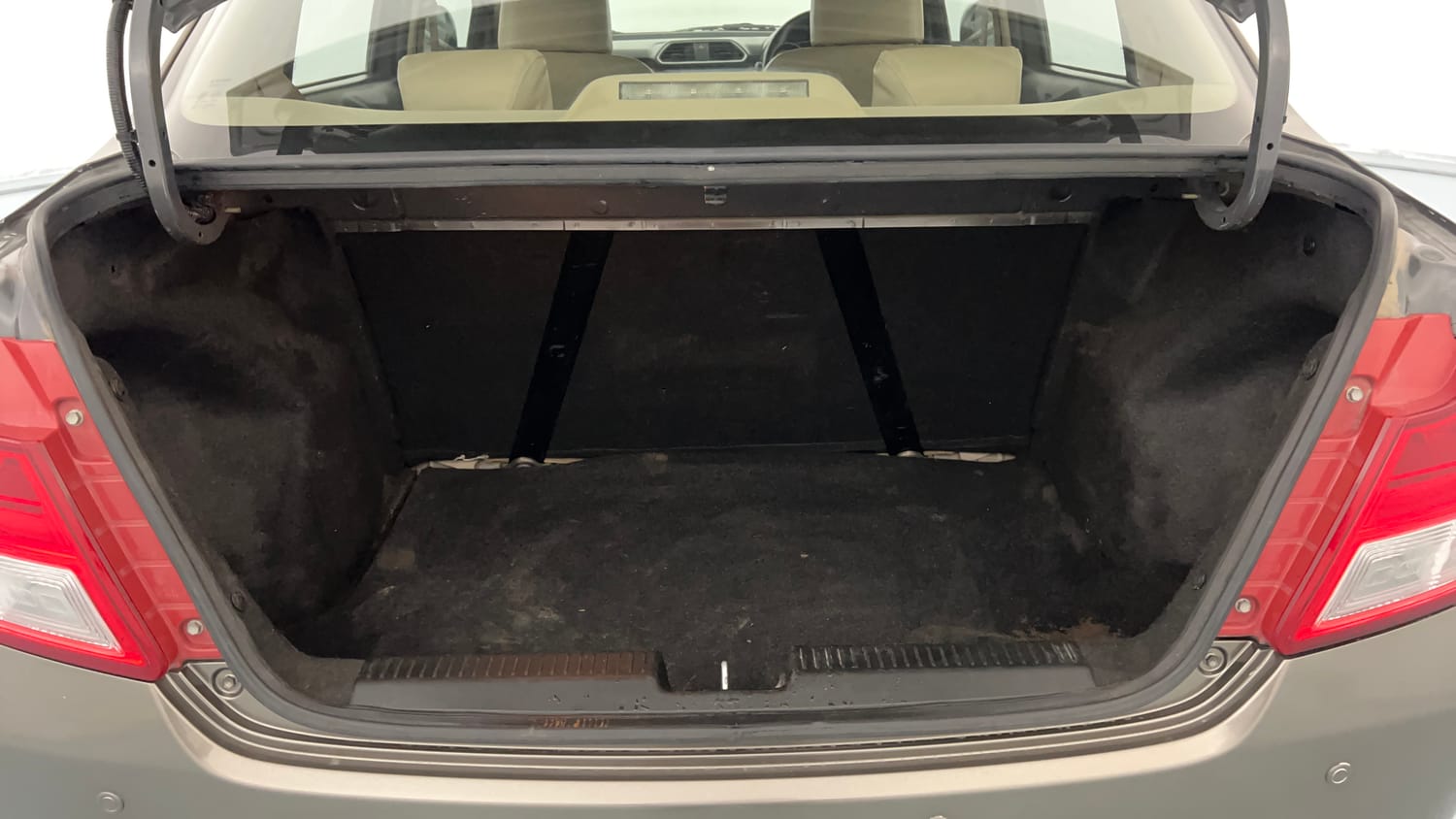 Used 2017 Maruti Suzuki Dzire VXi Petrol Manual interior DICKY INSIDE VIEW