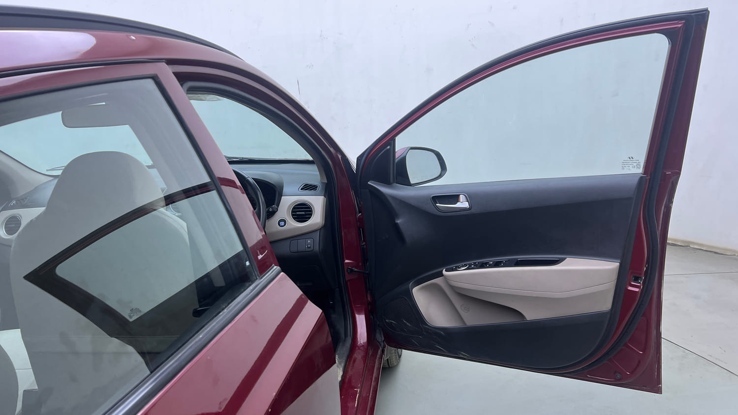 Used 2016 Hyundai Grand i10 Asta 1.2 Kappa VTVT (O) Petrol Manual interior RIGHT FRONT DOOR OPEN VIEW
