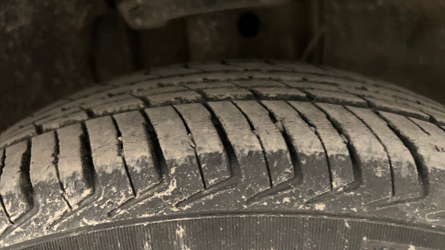 Used 2024 Tata Tiago XE Petrol Manual tyres RIGHT FRONT TYRE TREAD VIEW