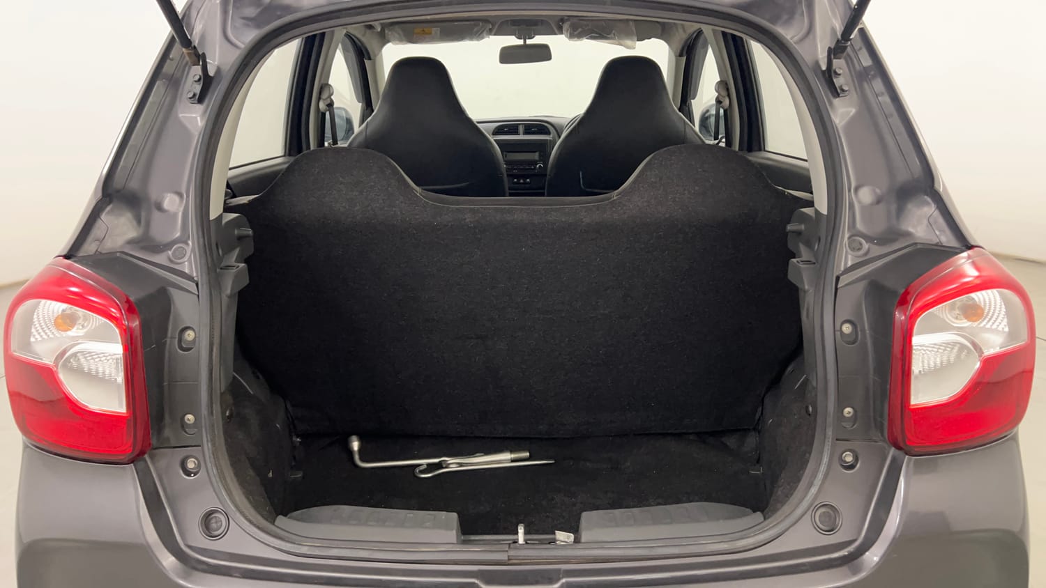 Used 2022 Maruti Suzuki Alto K10 VXi Petrol Manual interior DICKY INSIDE VIEW
