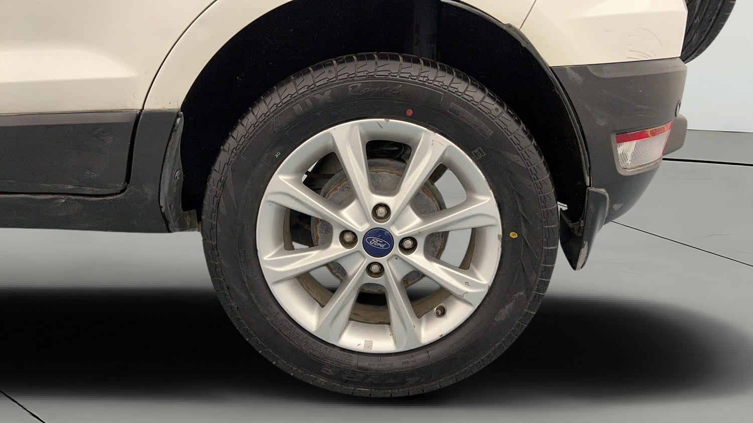 Used 2018 Ford EcoSport Titanium 1.5L Ti-VCT Petrol Manual tyres LEFT REAR TYRE RIM VIEW