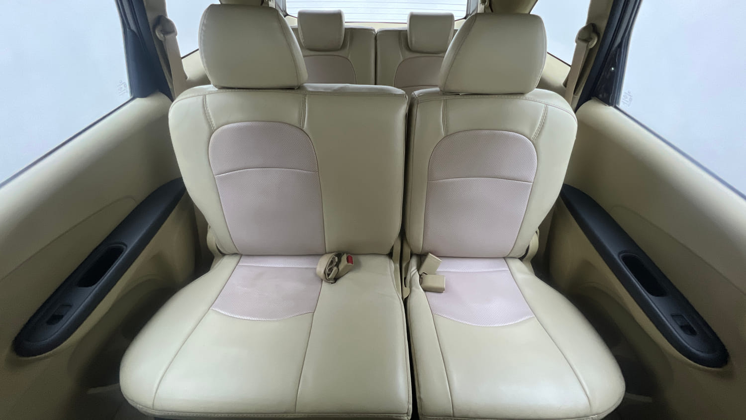 Used 2015 Honda Mobilio S Petrol Petrol Manual interior REAR SEAT CONDITION VIEW