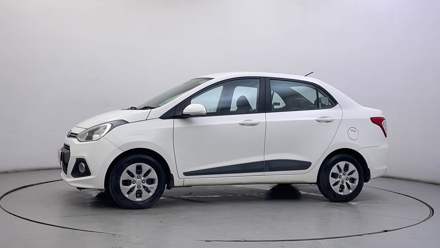 Used 2014 Hyundai Xcent S 1.2 Petrol Manual exterior LEFT SIDE VIEW