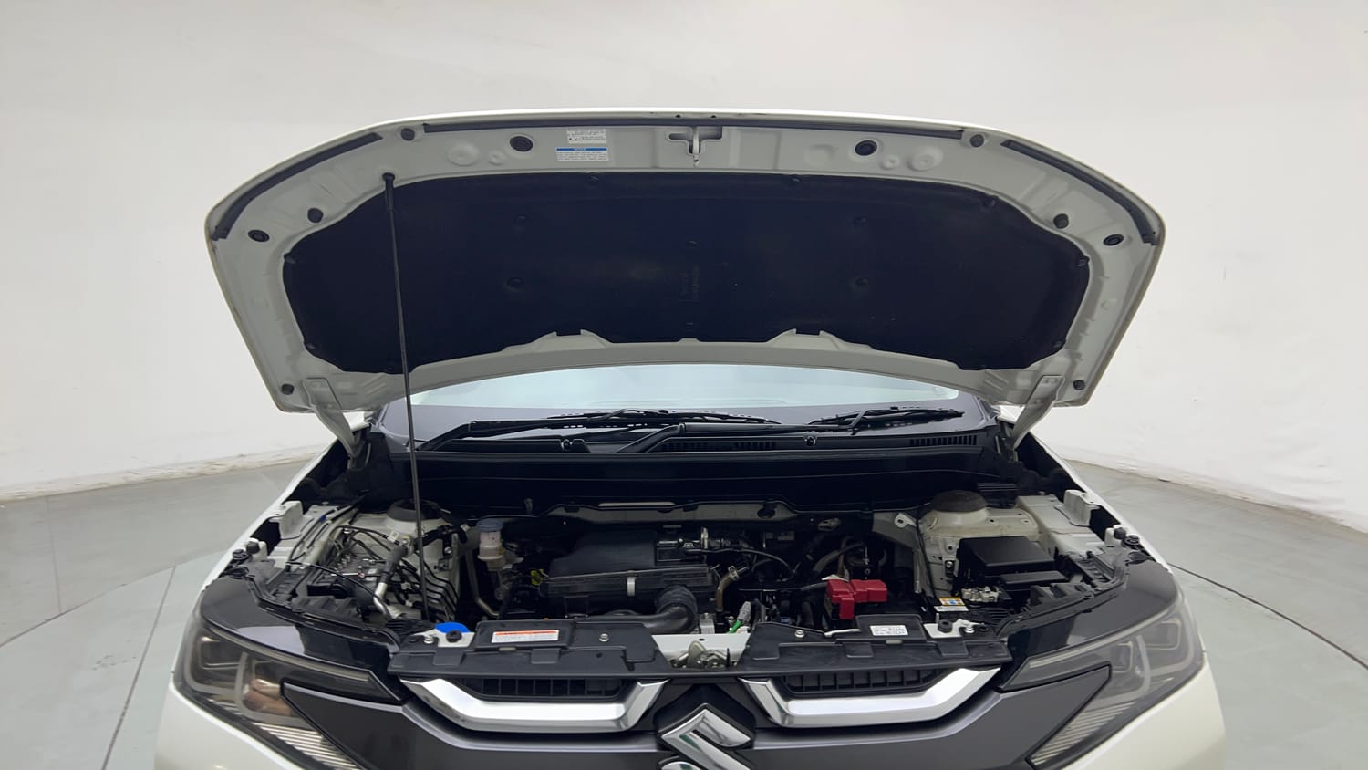 Used 2026 Maruti Suzuki Brezza ZXi AT Petrol Automatic engine ENGINE & BONNET OPEN FRONT VIEW