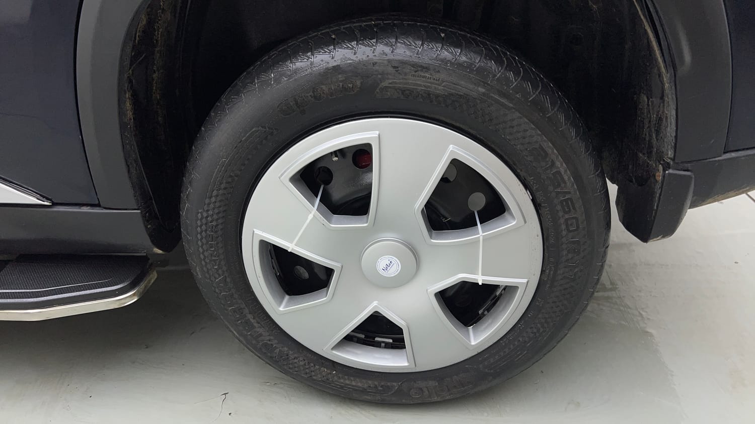 Used 2025 Maruti Suzuki Grand Vitara Delta CNG Cng Manual tyres LEFT REAR TYRE RIM VIEW