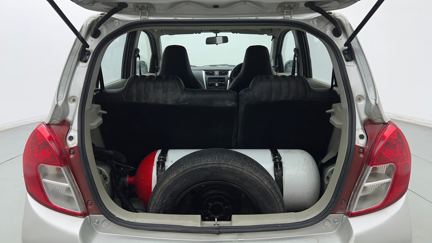 Used 2016 Maruti Suzuki Celerio VXi CNG Cng Manual interior DICKY INSIDE VIEW