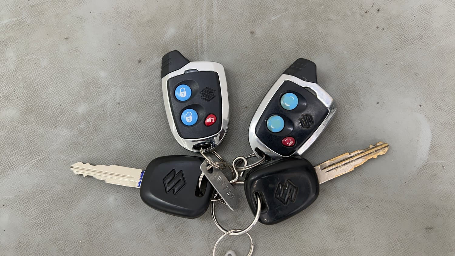 Used 2017 Maruti Suzuki Alto 800 LXi Petrol Manual extra CAR KEY VIEW