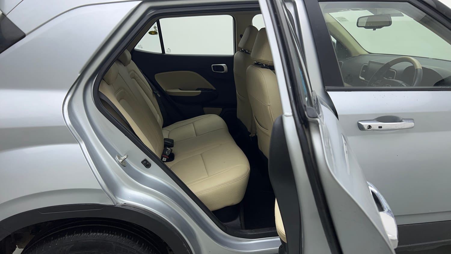 Used 2020 Hyundai Venue SX Plus 1.0 Turbo DCT Petrol Automatic interior RIGHT SIDE REAR DOOR CABIN VIEW
