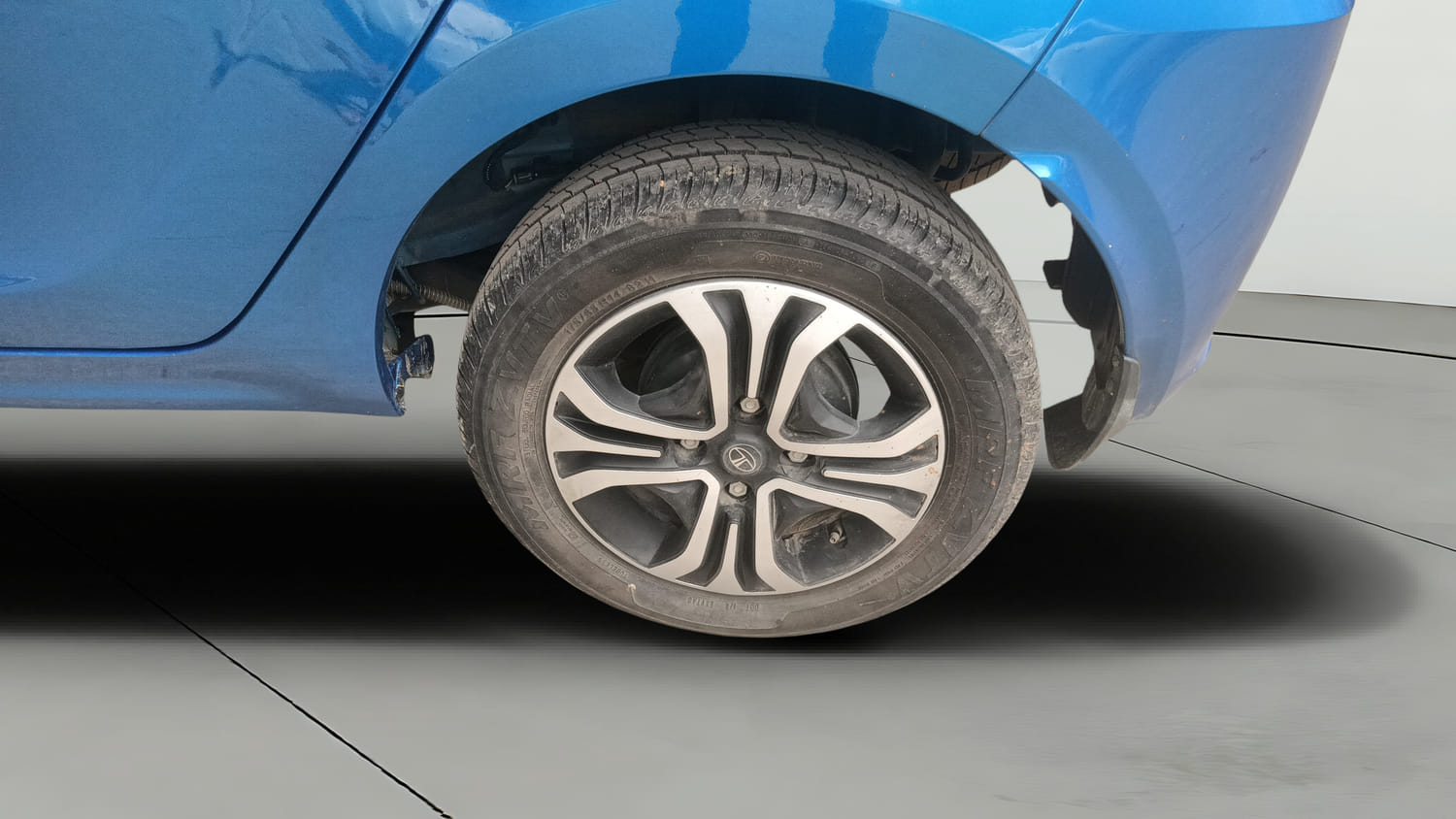 Used 2026 Tata Tiago XZ Plus CNG Cng Manual tyres LEFT REAR TYRE RIM VIEW