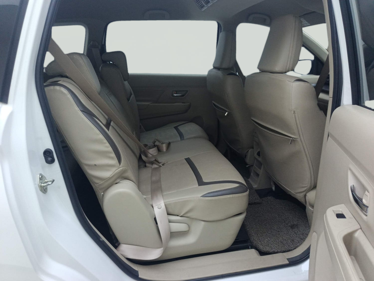 Used 2024 Maruti Suzuki Ertiga VXi AT Petrol Automatic interior RIGHT SIDE REAR DOOR CABIN VIEW