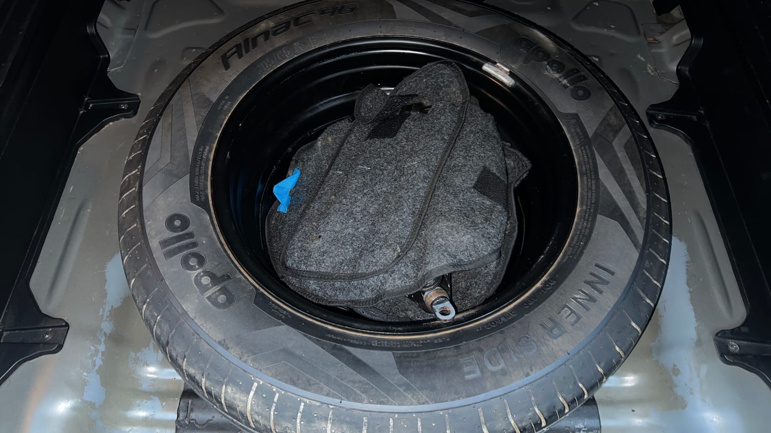 Used 2022 Hyundai Creta SX (O) 1.5 Diesel Diesel Manual tyres SPARE TYRE VIEW