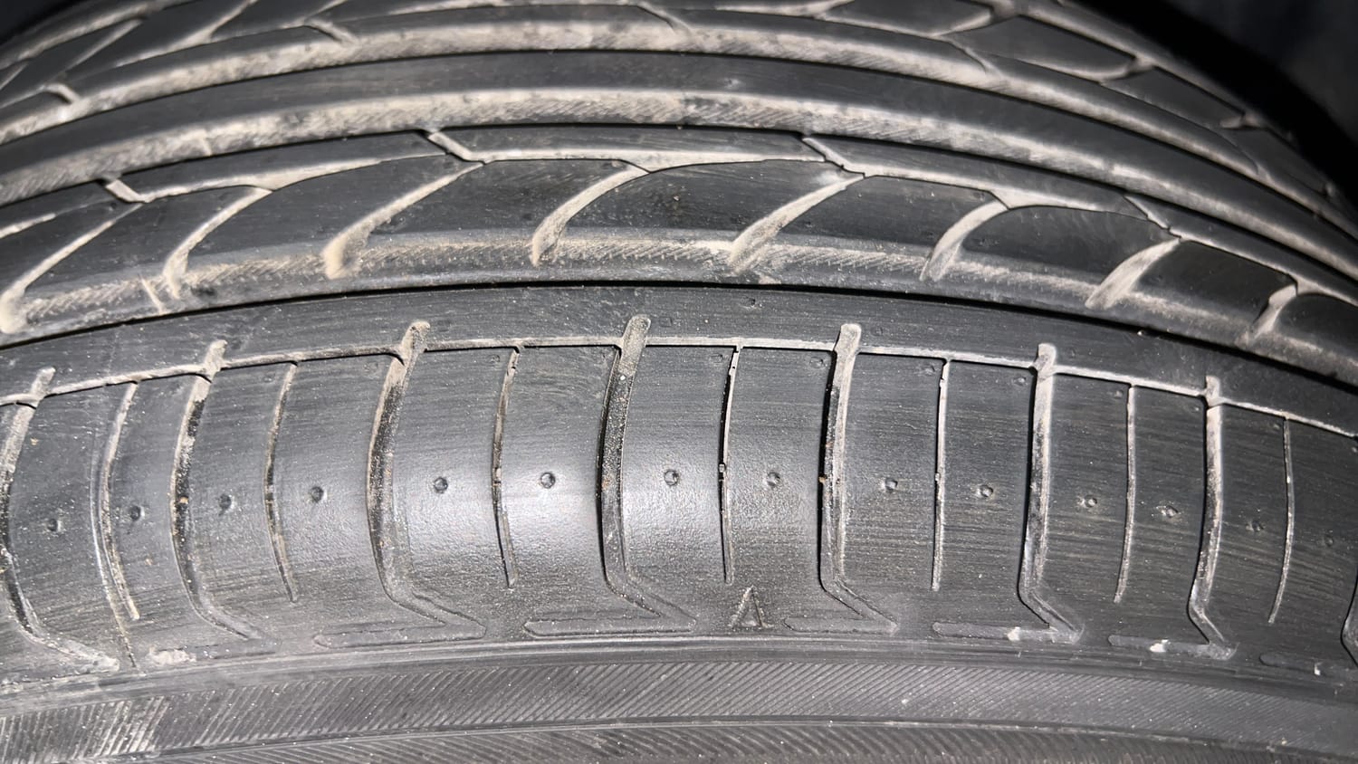Used 2022 Tata Punch Creative MT Petrol Manual tyres RIGHT FRONT TYRE TREAD VIEW
