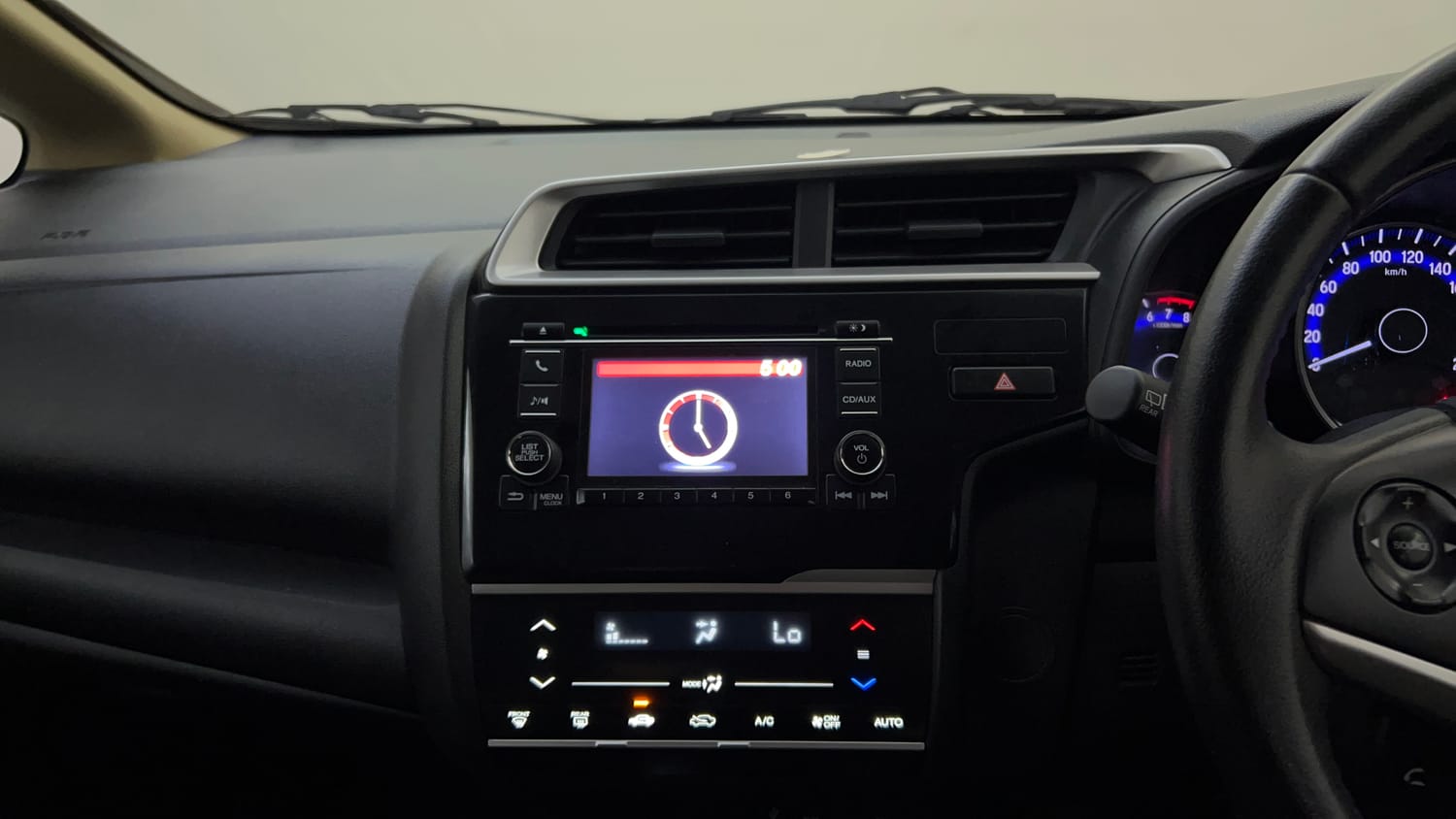 Used 2018 Honda Jazz V AT Petrol Petrol Automatic top_features Integrated (in-dash) music system