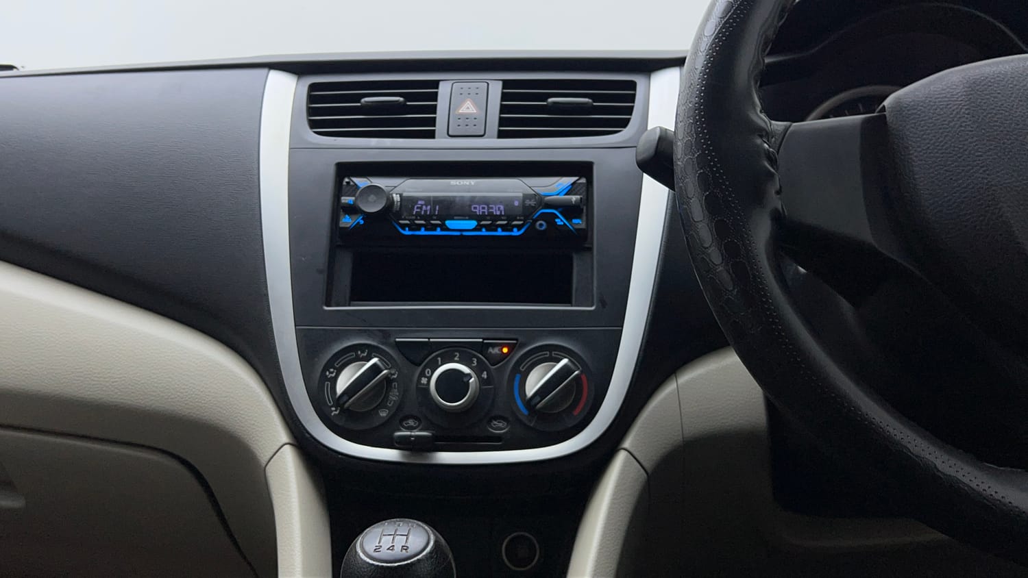 Used 2018 Maruti Suzuki Celerio VXi CNG Cng Manual interior MUSIC SYSTEM & AC CONTROL VIEW
