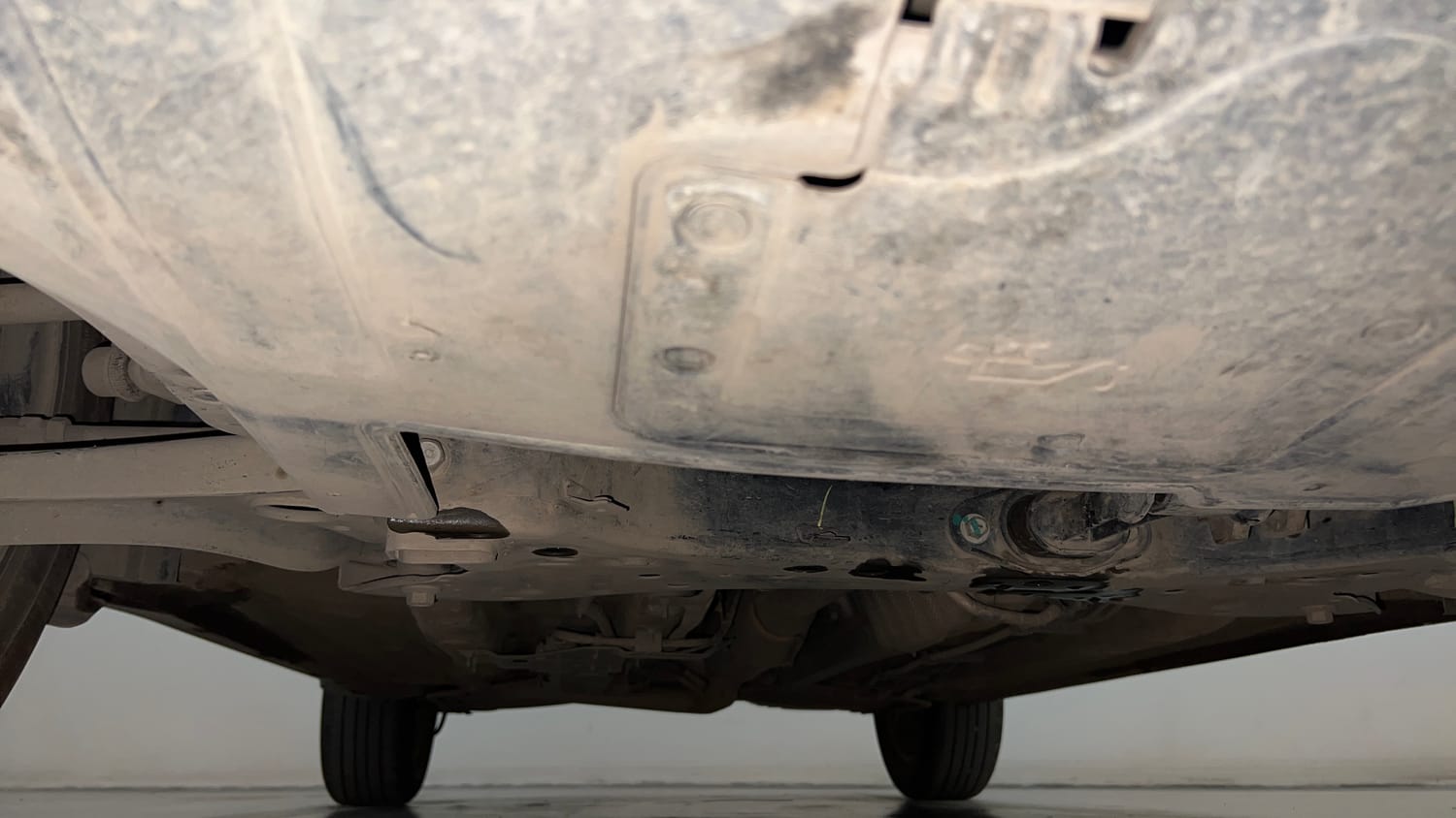 Used 2024 Kia Sonet HTX 1.5 Diesel AT Diesel Automatic extra FRONT LEFT UNDERBODY VIEW