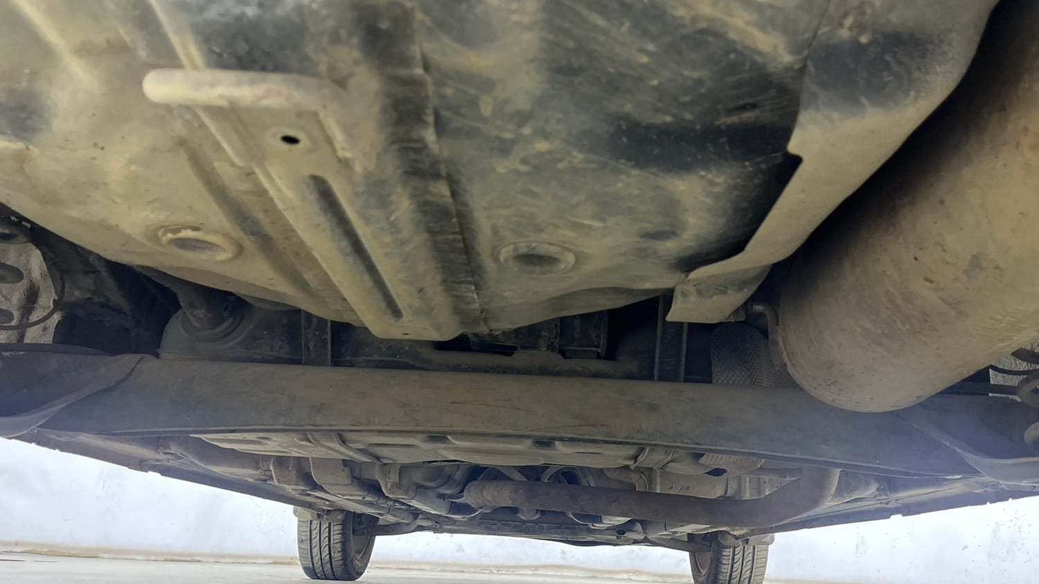 Used 2016 Hyundai Elite i20 Asta 1.2 Petrol Manual extra REAR UNDERBODY VIEW (TAKEN FROM REAR)