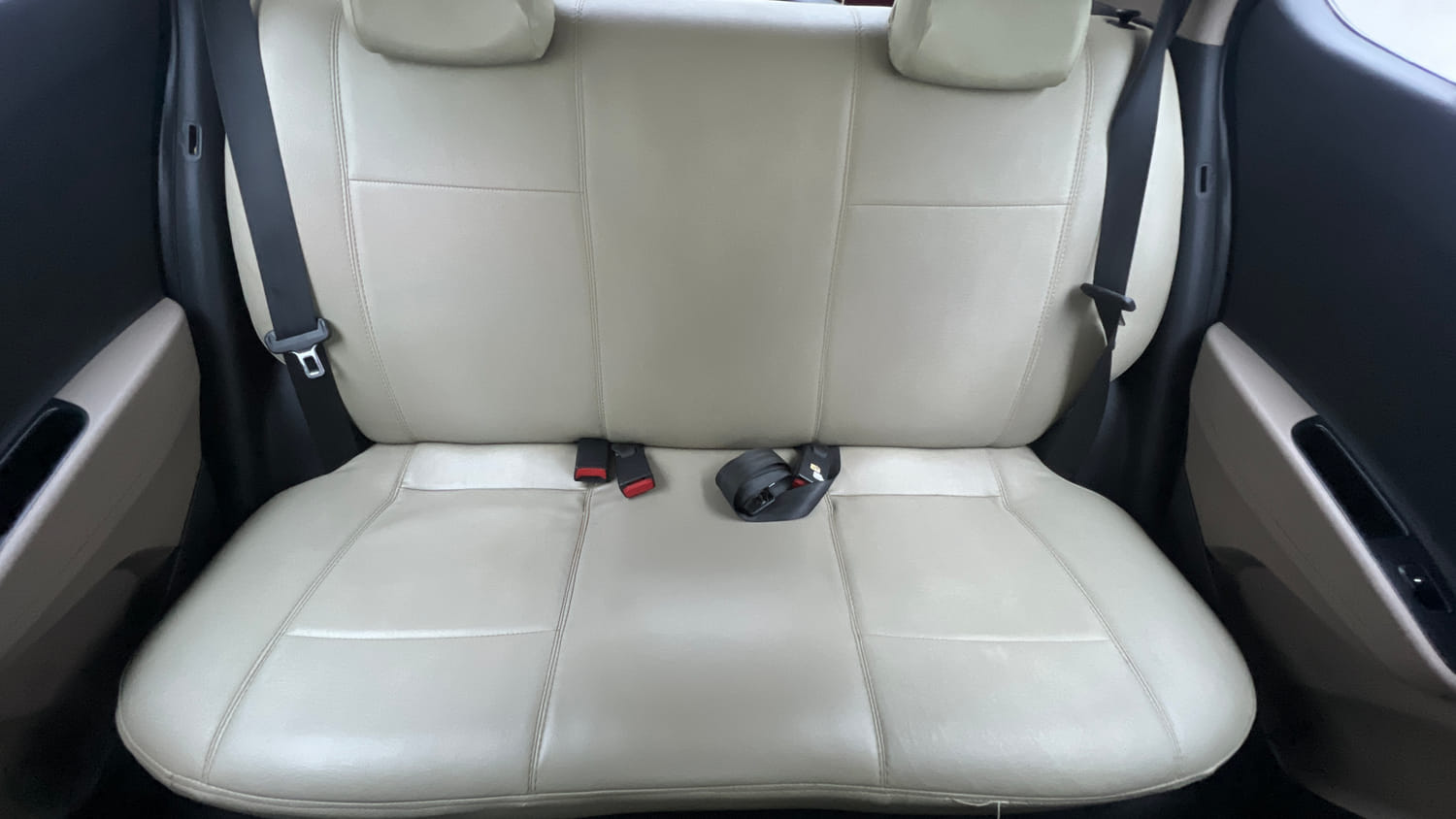 Used 2016 Hyundai Grand i10 Asta 1.2 Kappa VTVT (O) Petrol Manual interior REAR SEAT CONDITION VIEW
