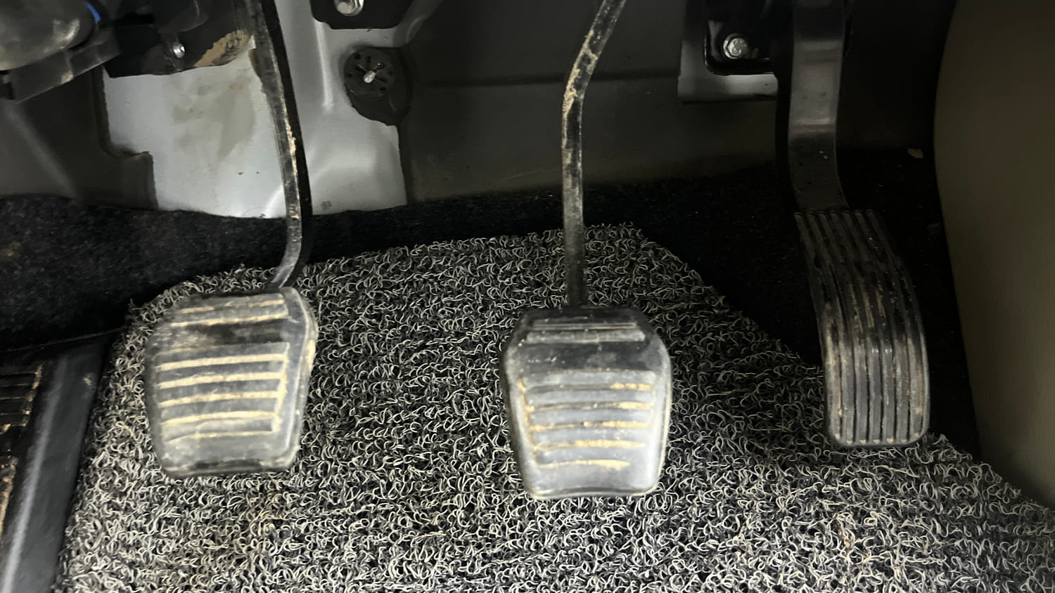 Used 2024 Mahindra Scorpio S3 Plus Diesel Manual interior PEDALS VIEW