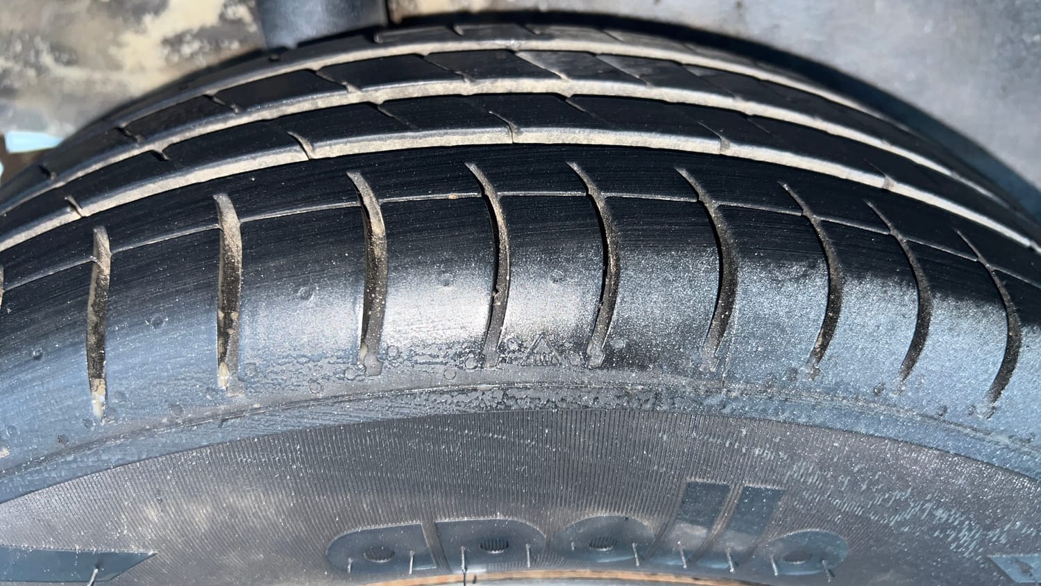 Used 2019 Maruti Suzuki Wagon R VXi 1.2 Petrol Manual tyres RIGHT REAR TYRE TREAD VIEW