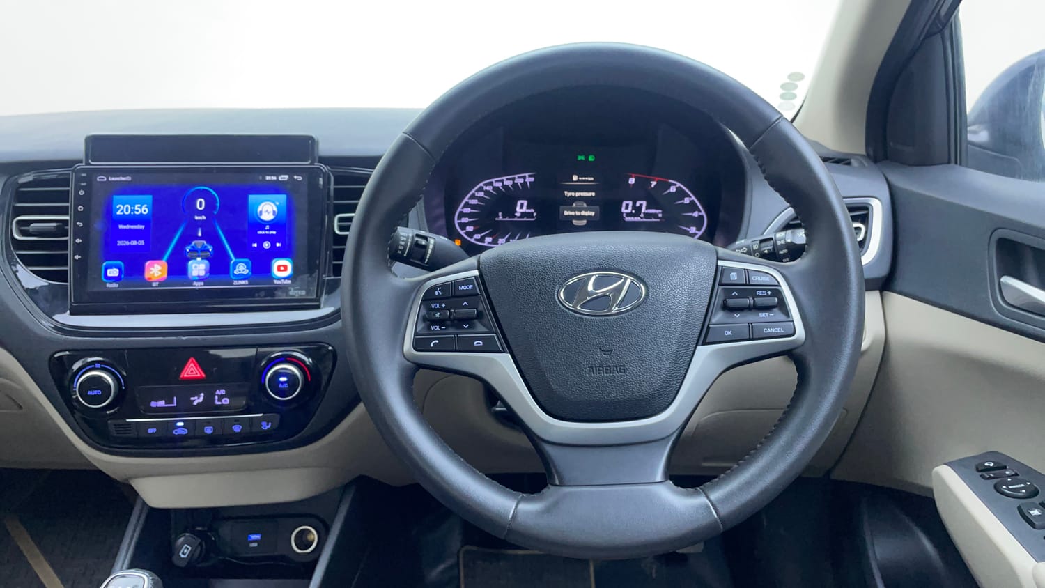 Used 2022 Hyundai Verna SX 1.5 MPi Petrol Manual interior STEERING VIEW