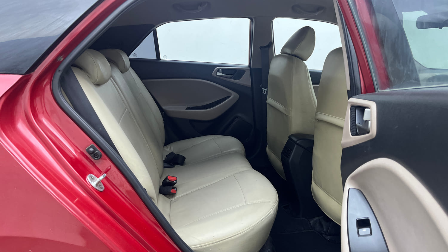 Used 2016 Hyundai Elite i20 Asta 1.2 Petrol Manual interior RIGHT SIDE REAR DOOR CABIN VIEW