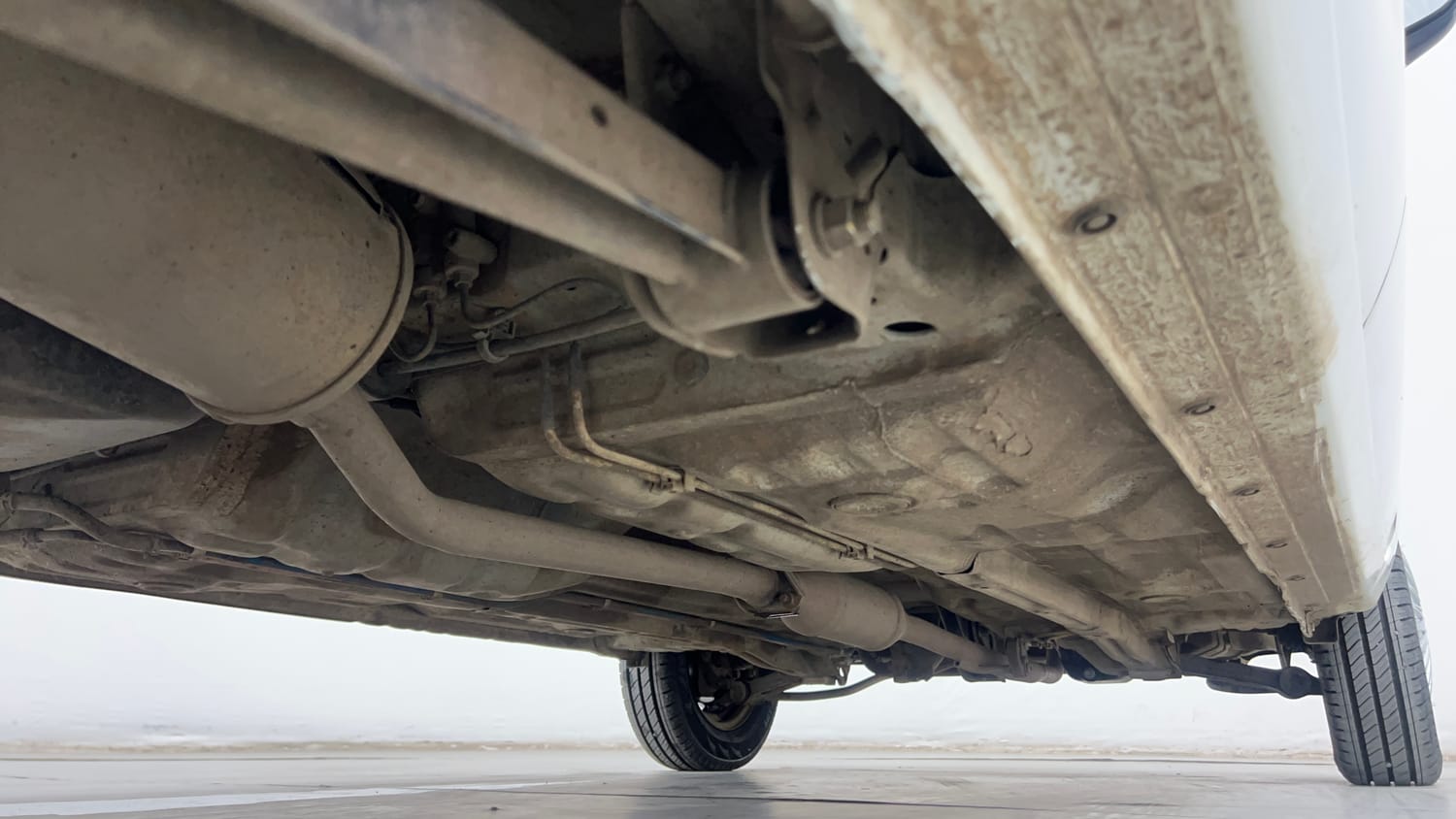 Used 2017 Maruti Suzuki Alto 800 LXi Petrol Manual extra REAR RIGHT UNDERBODY VIEW