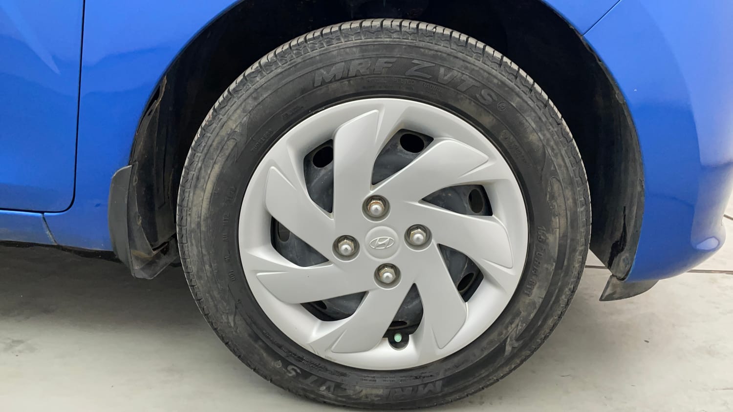 Used 2021 Hyundai Santro Sportz Petrol Manual tyres RIGHT FRONT TYRE RIM VIEW