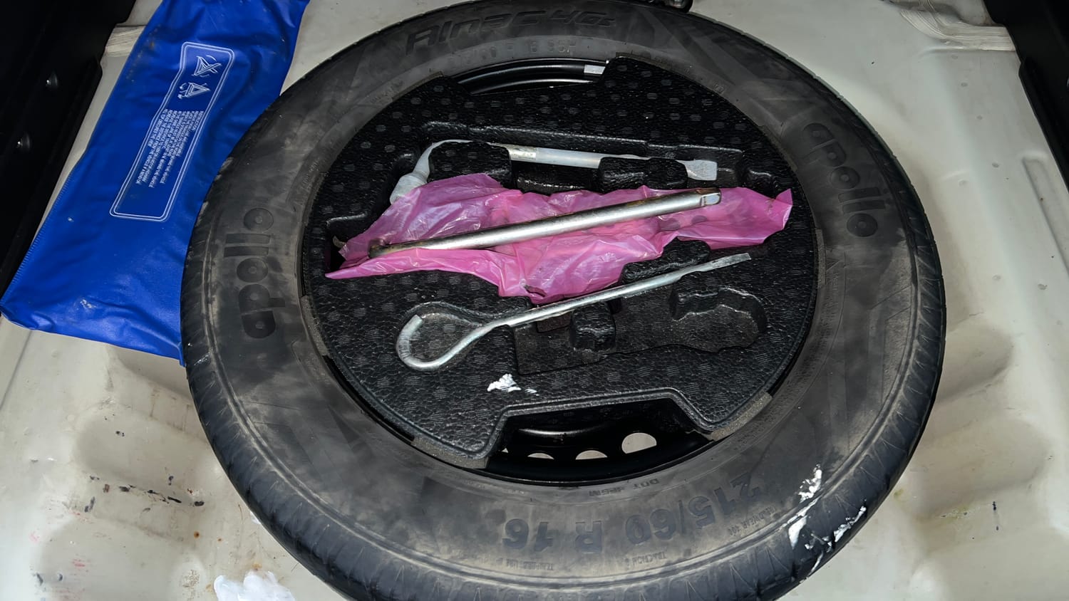Used 2018 maruti-suzuki Vitara Brezza ZDi Plus AGS Diesel Automatic tyres SPARE TYRE VIEW
