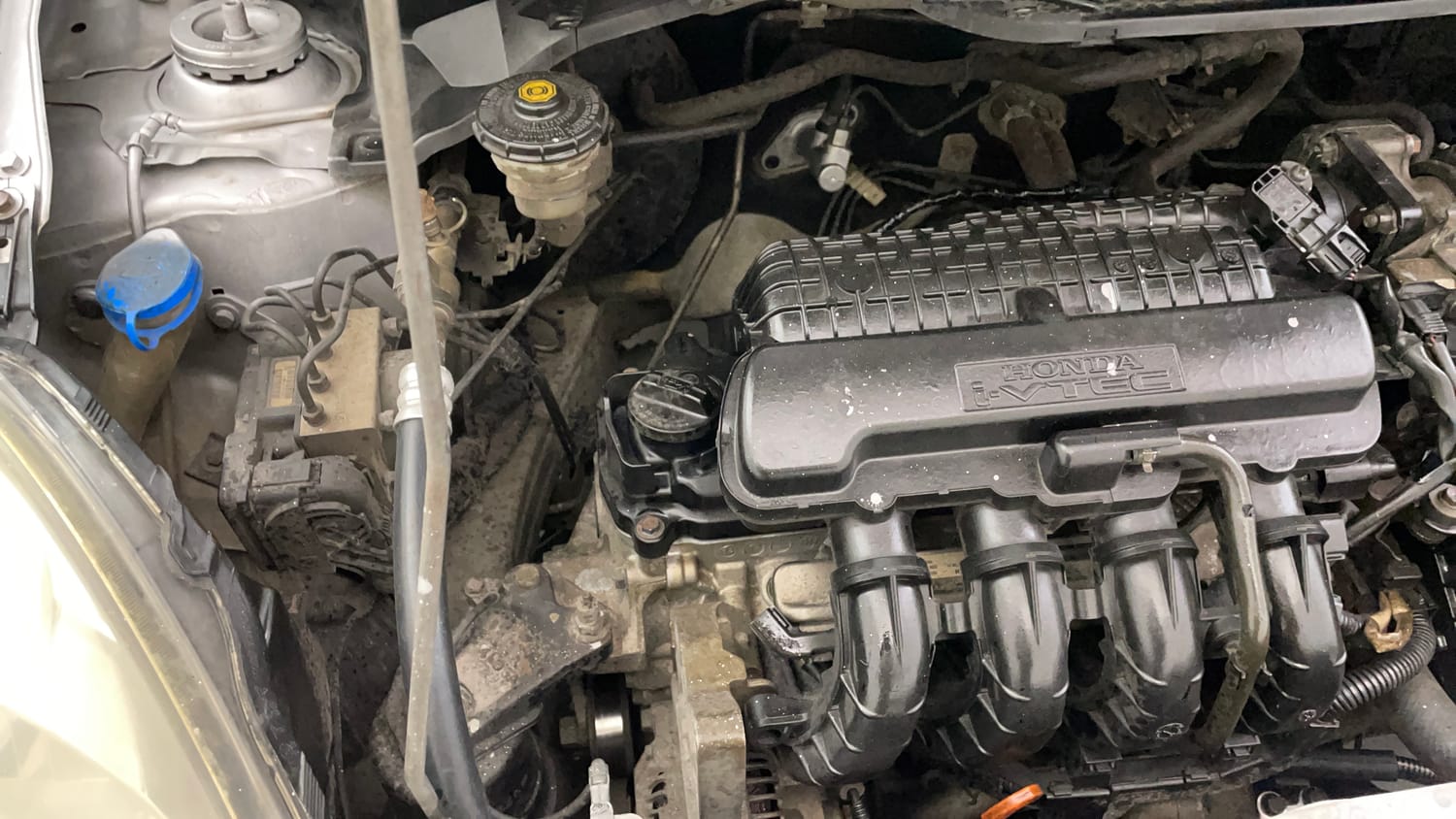 Used 2017 Honda Brio VX MT Petrol Manual engine ENGINE RIGHT SIDE VIEW