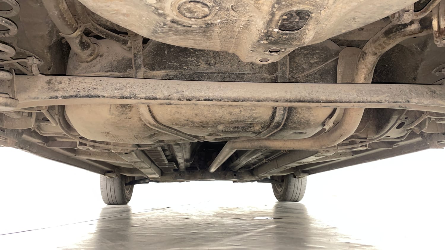 Used 2014 Maruti Suzuki Swift ZDi Diesel Manual extra REAR UNDERBODY VIEW (TAKEN FROM REAR)