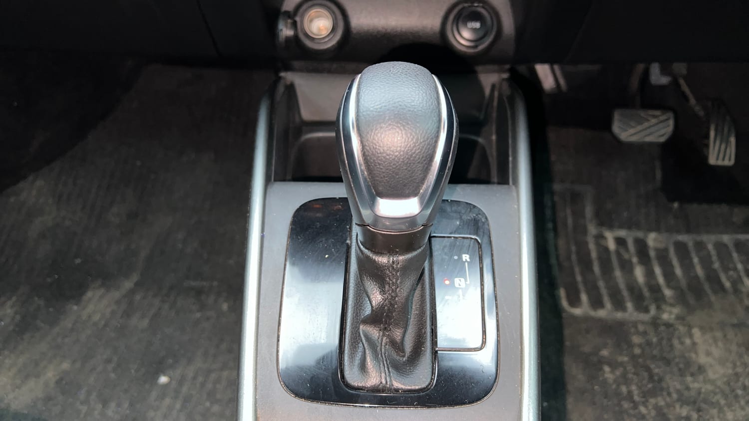 Used 2023 Maruti Suzuki Baleno Alpha AGS Petrol Automatic interior GEAR  KNOB VIEW