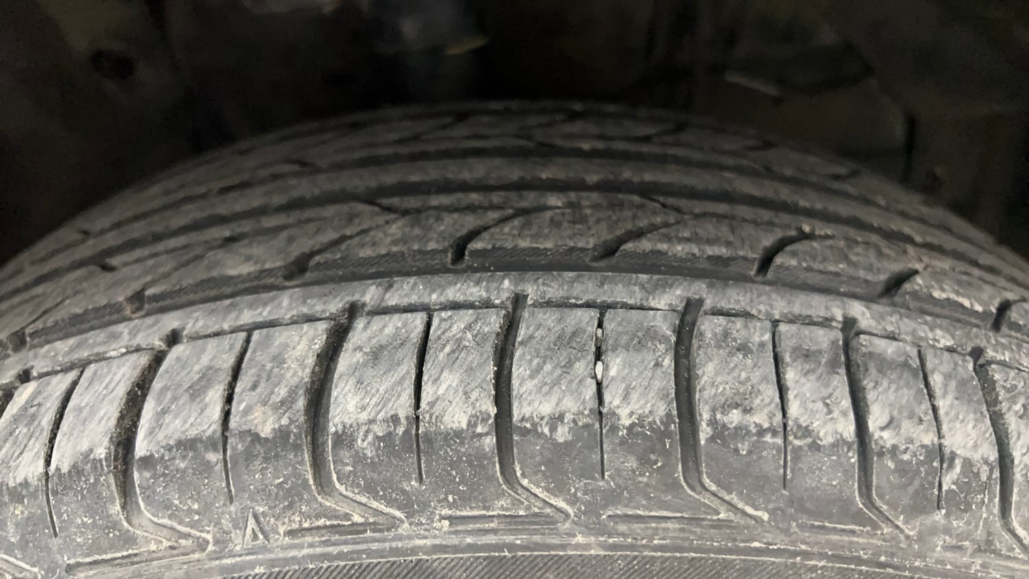 Used 2016 Maruti Suzuki Vitara Brezza [2016-2020] ZDi Plus Diesel Manual tyres RIGHT FRONT TYRE TREAD VIEW